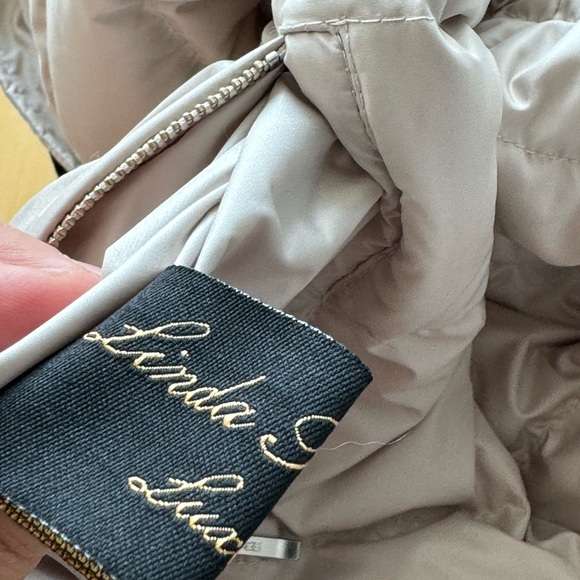 Linda Richards Vest - Picture 11 of 14